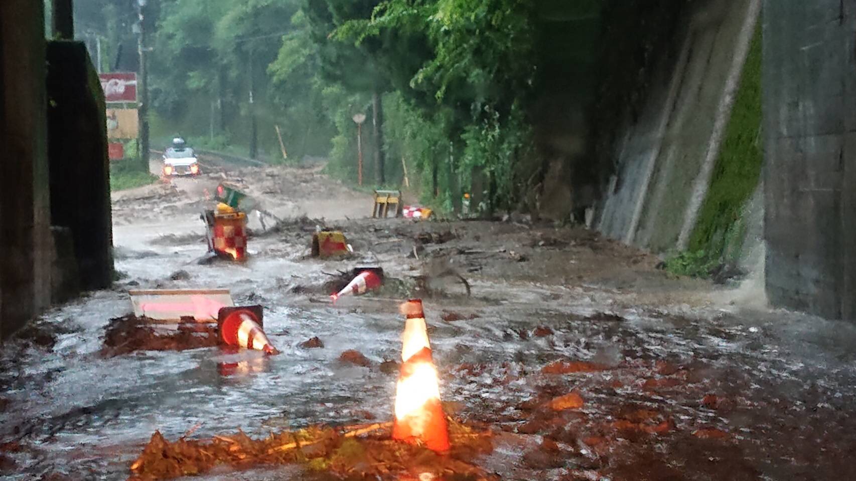 中津江村道路被害