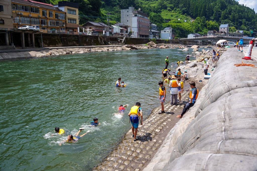 川遊び体験1