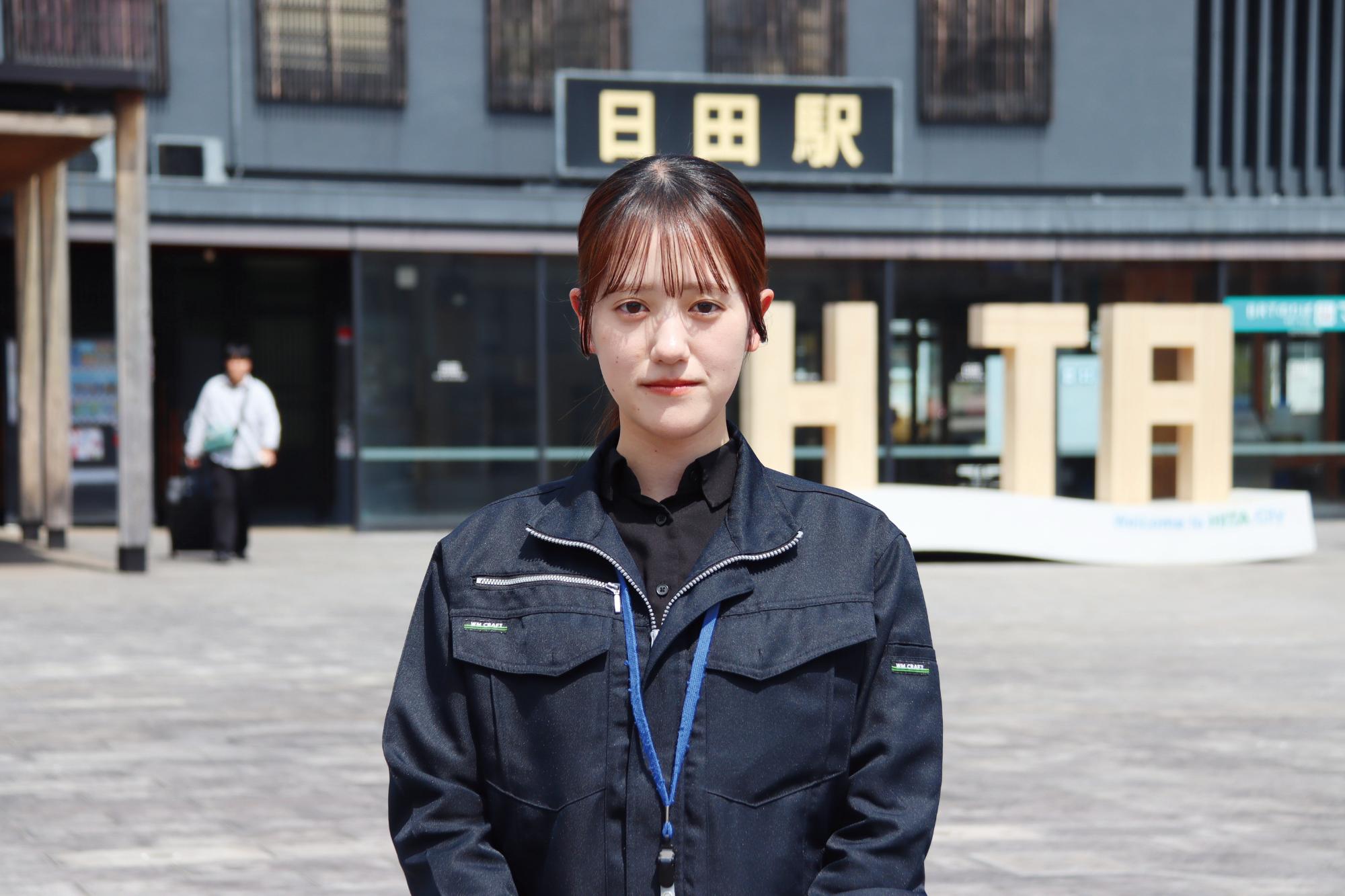 先輩職員の写真