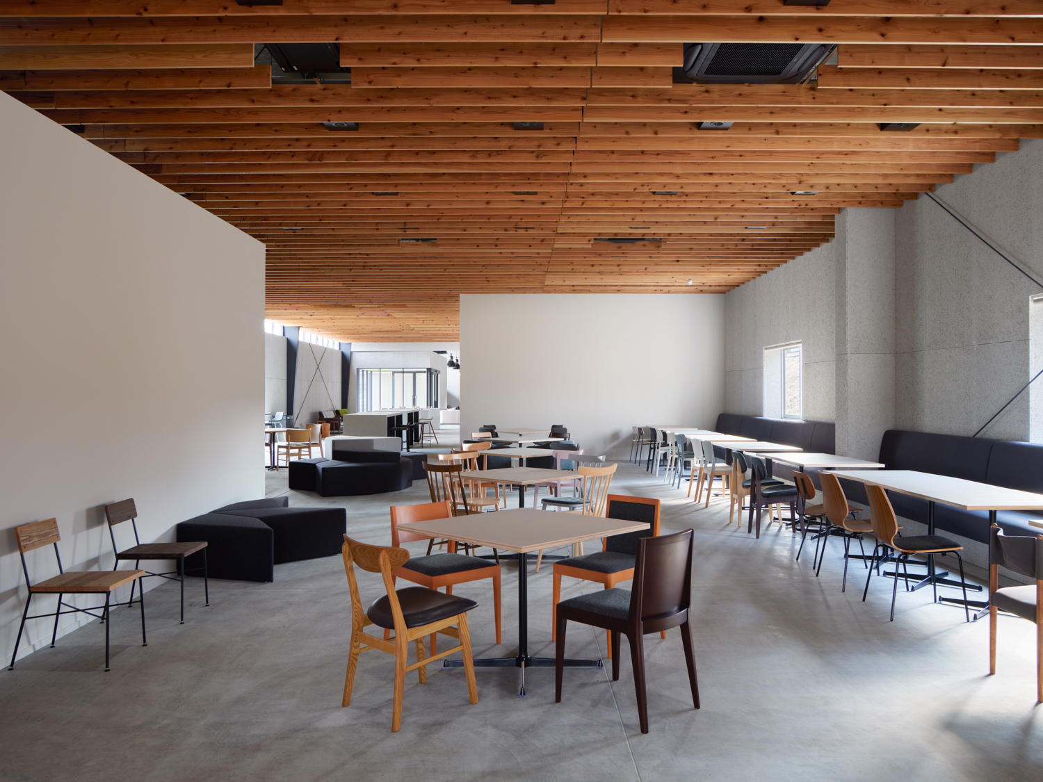 CREATIVE BASE FABのワークスペースの写真