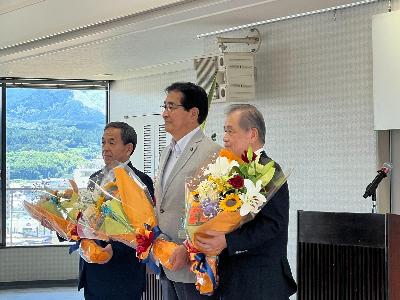 市長・副市長・教育長画像