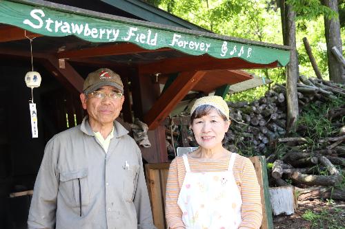 ティールームで手作りケーキを味わえるの画像1