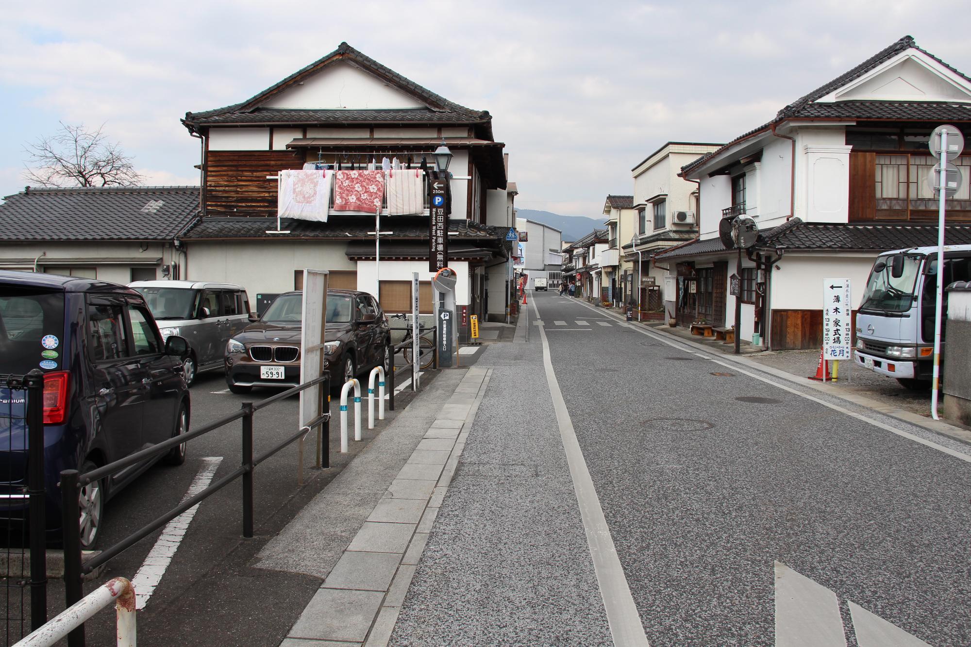 港町駐車場の画像2