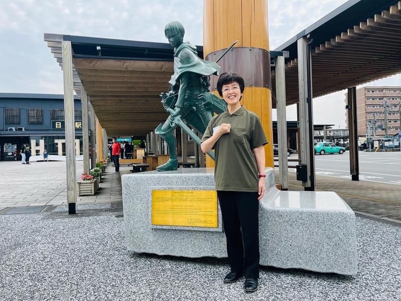 進撃の日田銅像