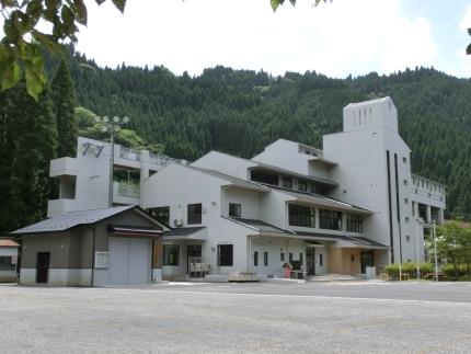 中津江振興局の外観