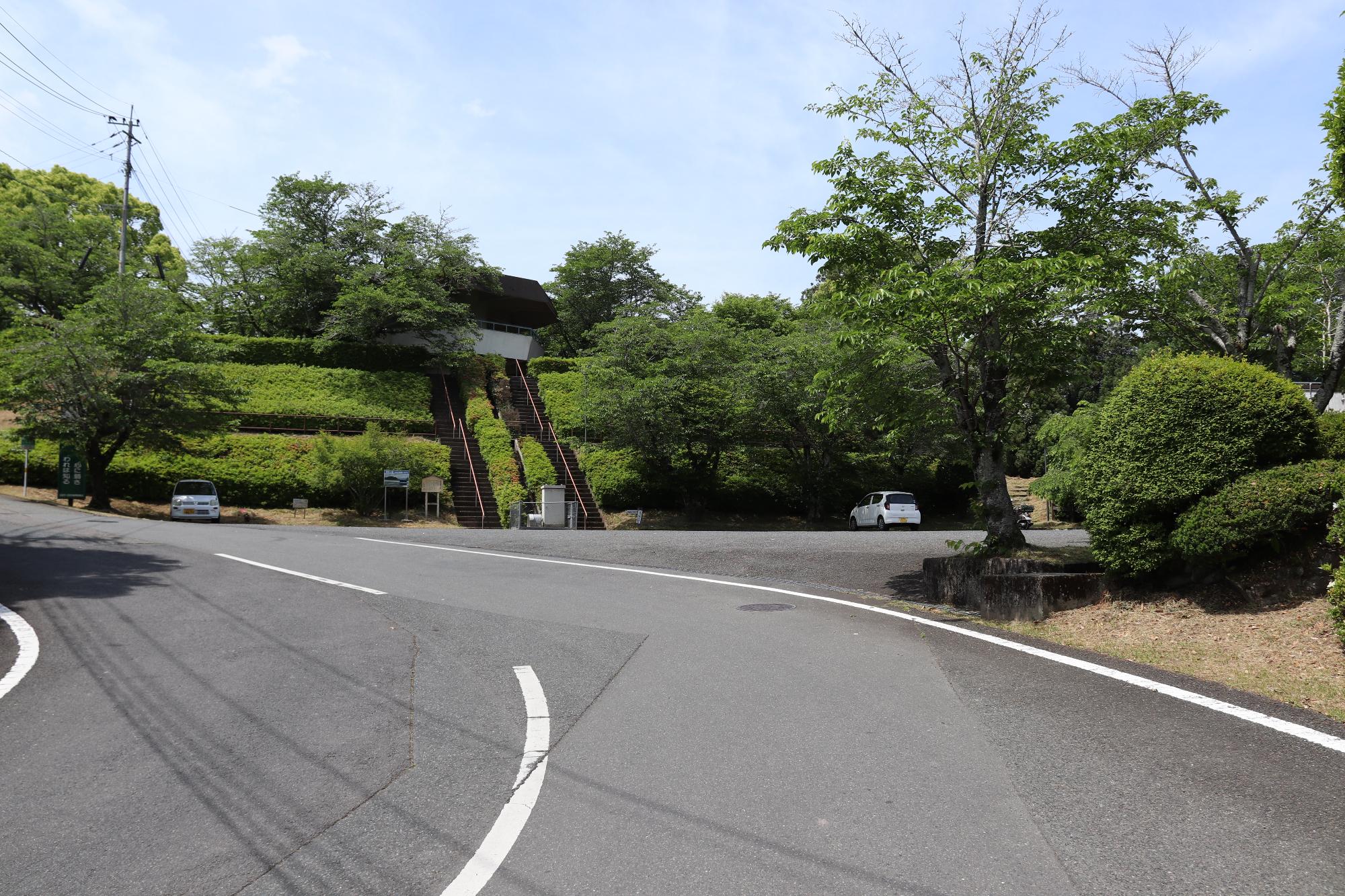 鏡坂展望台駐車場の画像1