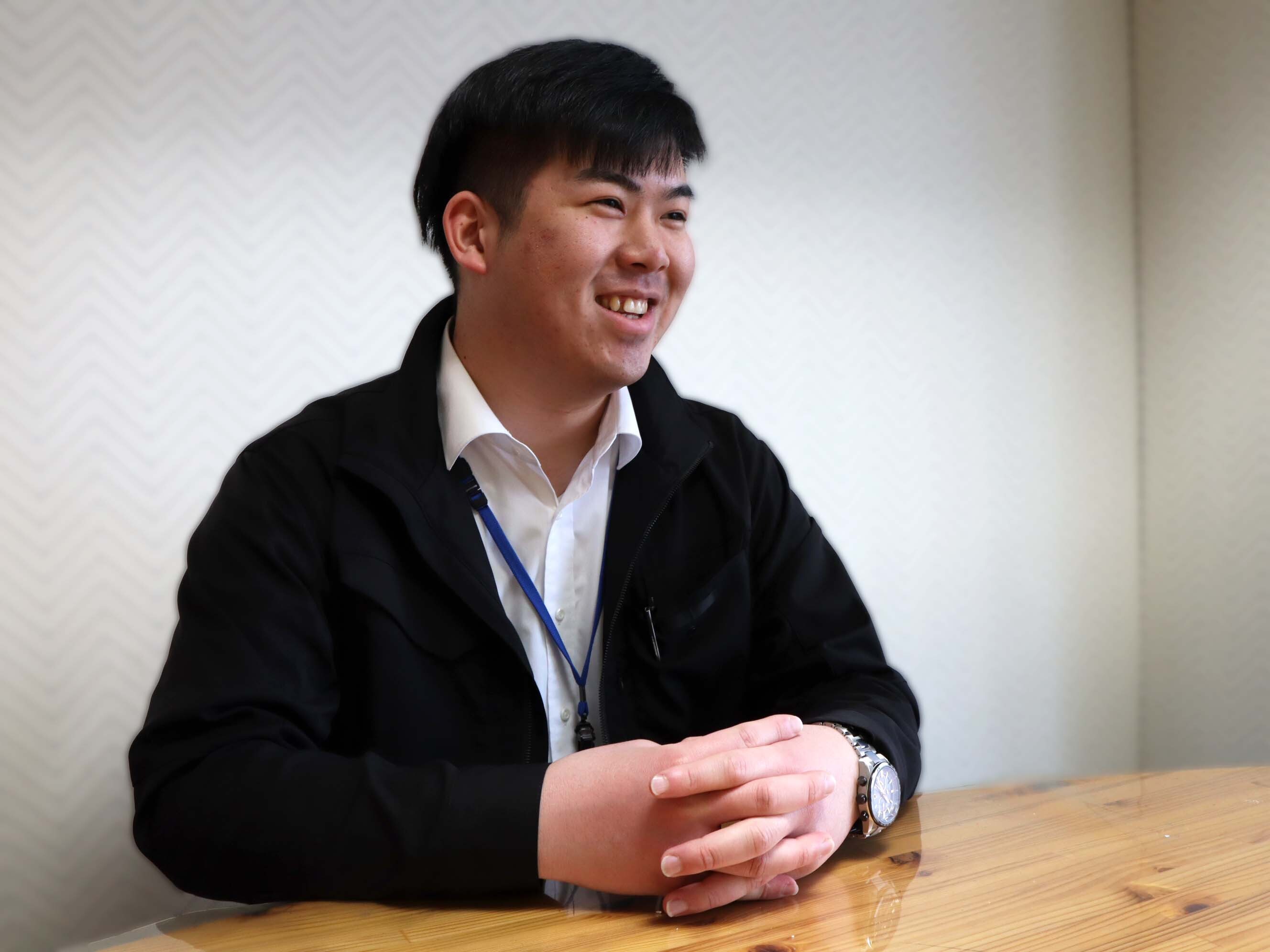 先輩職員の写真