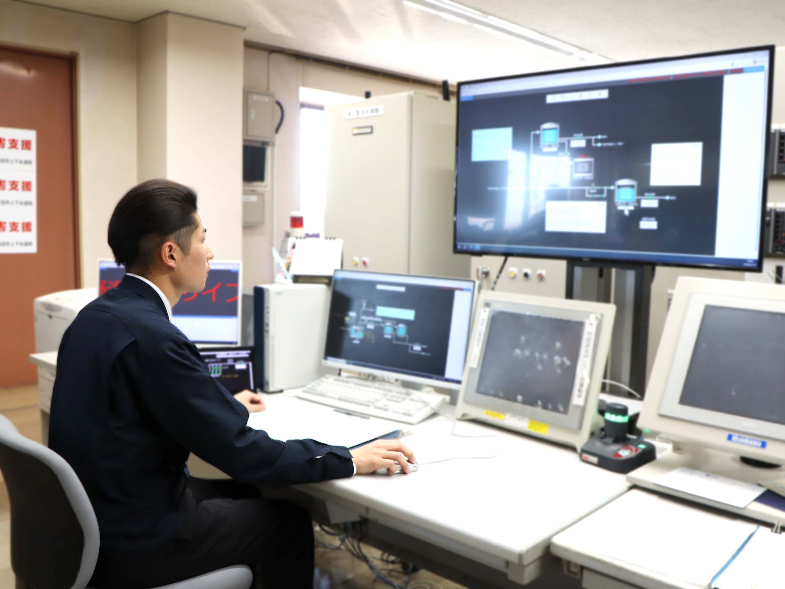 先輩職員の写真