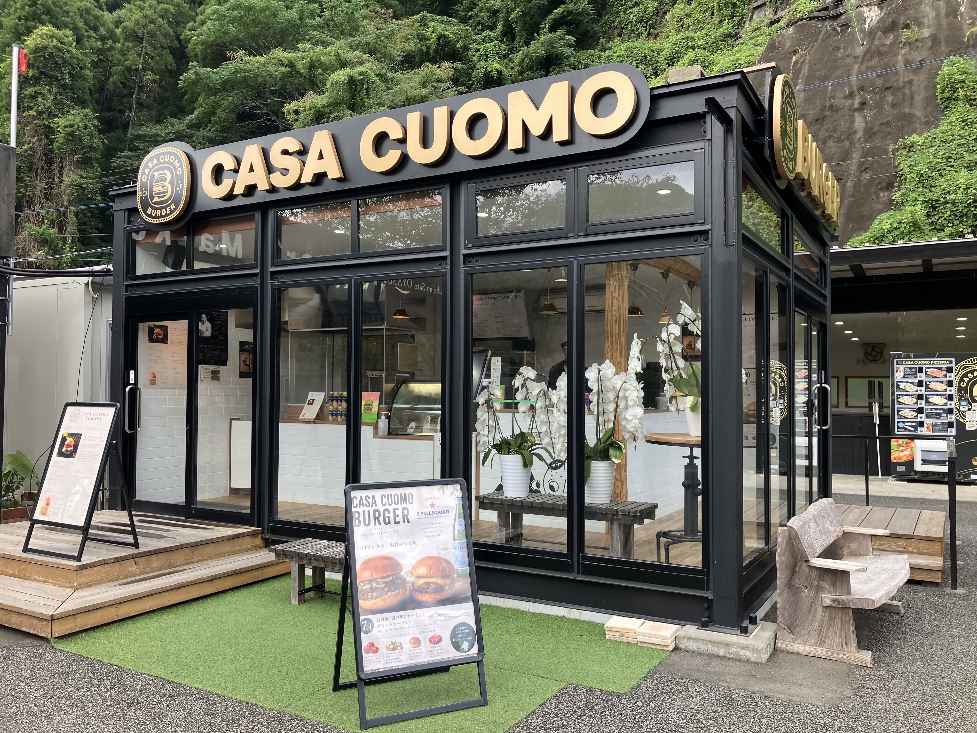 クオモバーガー
